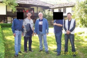 Тутйо с кръгчето ,до него Попо и Шинката първия вдясно