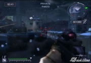 (BF2: MC) В тази игра имате малка пушка, но пък "private parts"-a ви заема половината екран.